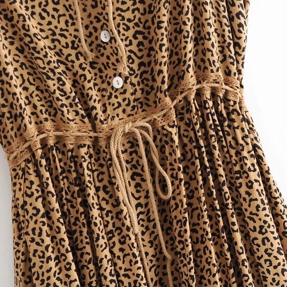 Leopard Bohemian Maxi Dress RESTOCKED🎉 - Picture 2 of 13